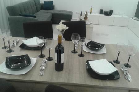 Despina'S Luxury Apt Downtown Ираклион Экстерьер фото