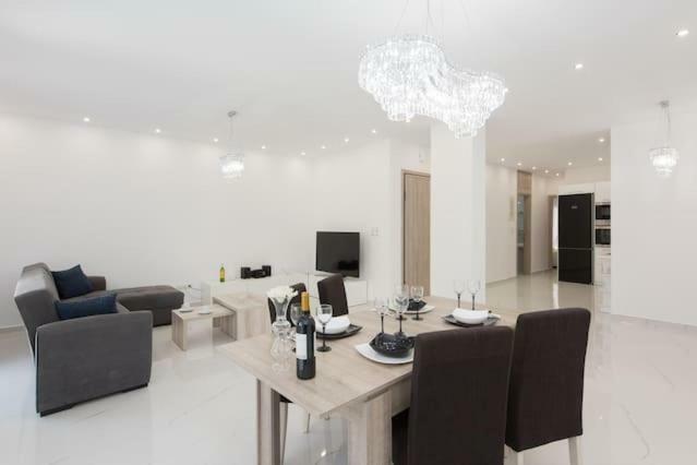 Despina'S Luxury Apt Downtown Ираклион Экстерьер фото